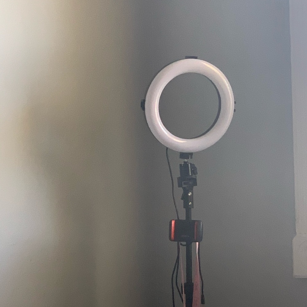 Selfie RingLight w/ Bluetooth wireless controller